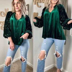 Umgee Country Glam green sequin statement sleeve velvet flowy top size Small